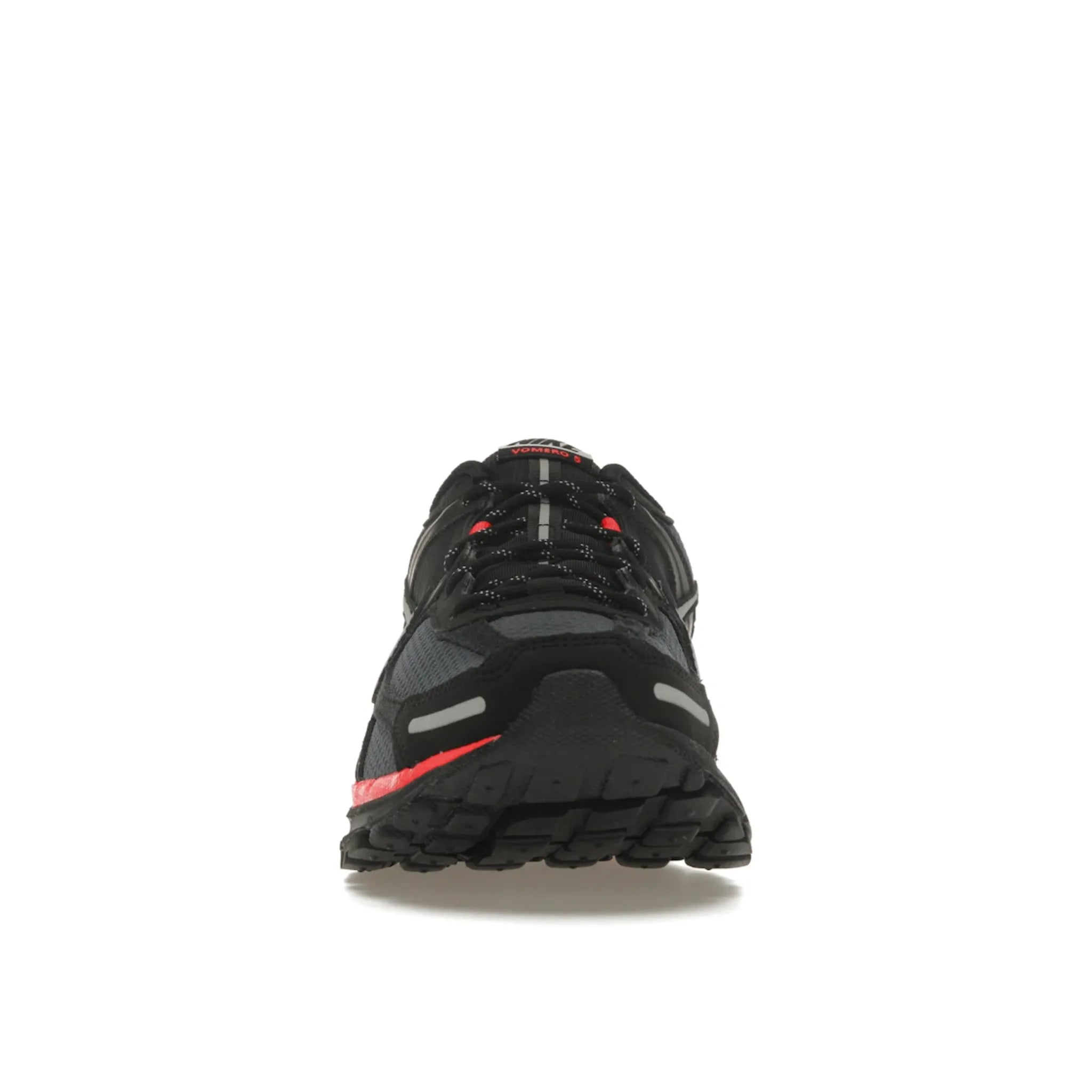 Nike Zoom Vomero 5 Black Metallic University Red