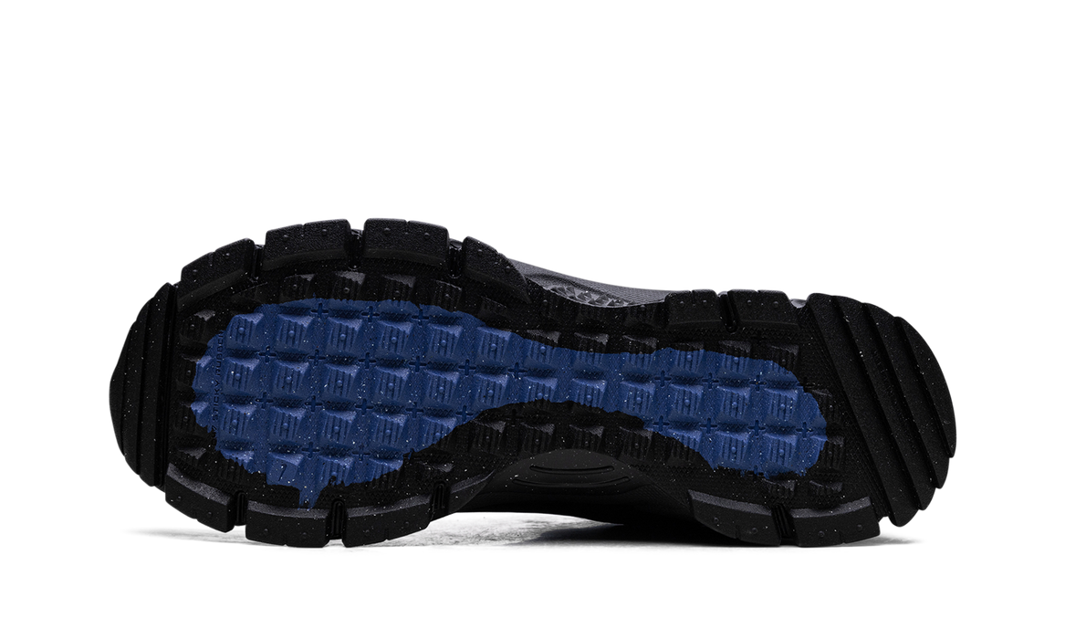 Nike Zoom Vomero Roam Triple Black