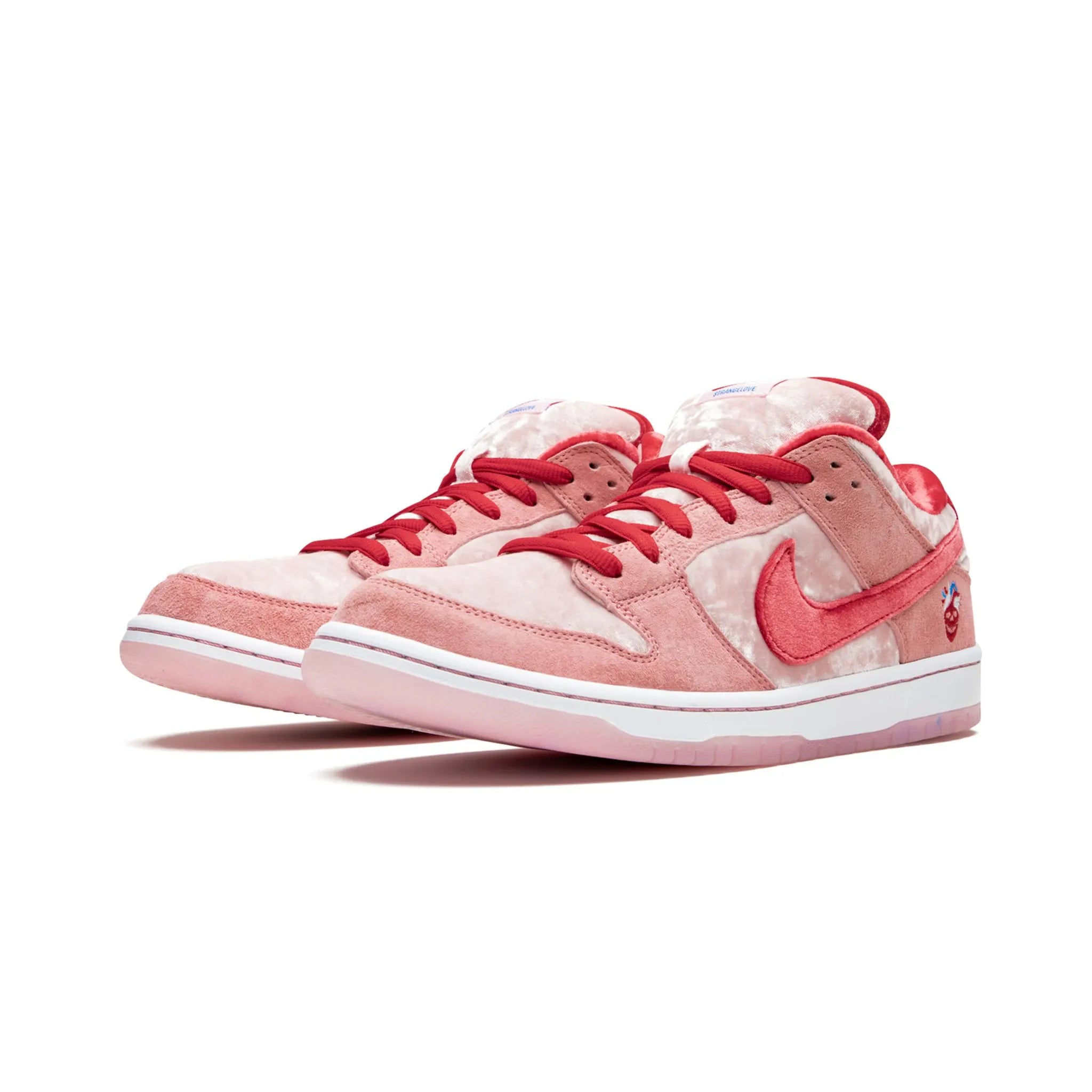 Nike SB Dunk Low StrangeLove Skateboards