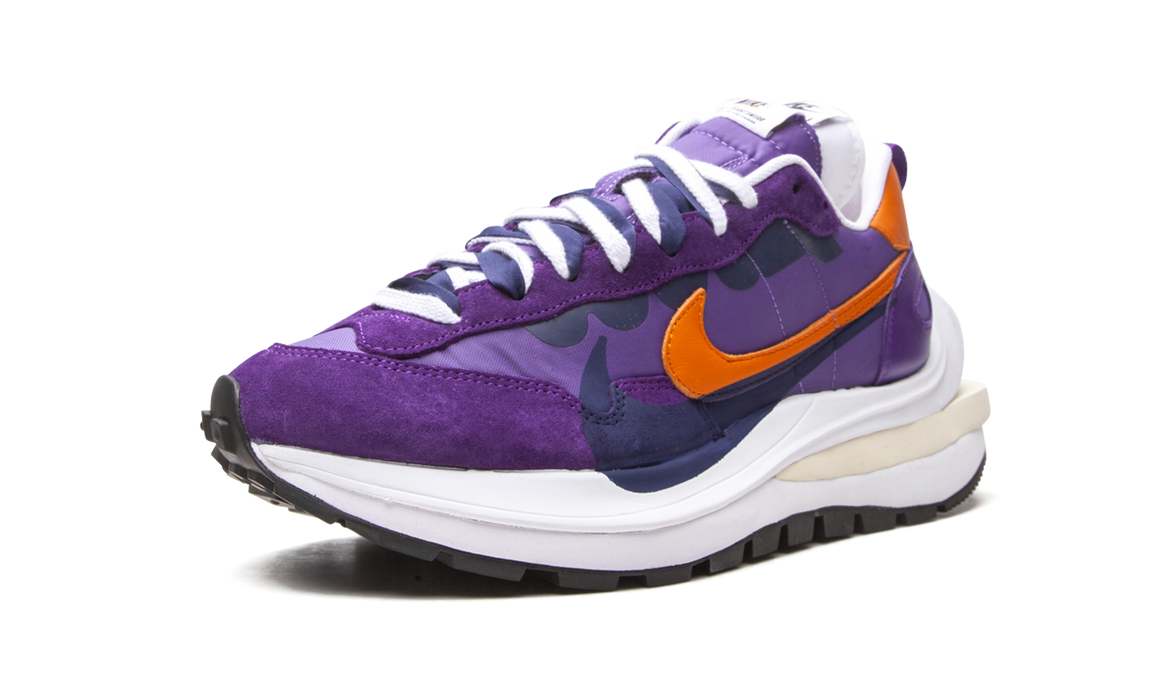 Nike Vaporwaffle sacai Dark Iris