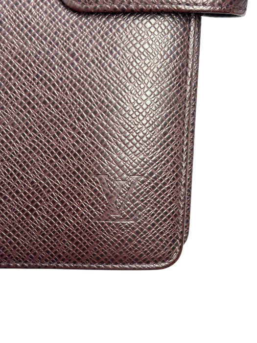 Louis Vuitton Taiga Leather Ring Agenda Cover MM (burgundy)