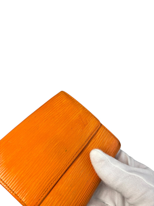 Louis Vuitton Elise Compact Epi Leather Wallet