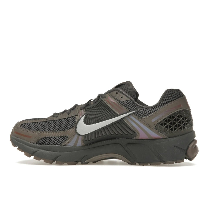 Nike Zoom Vomero 5 Cave Stone