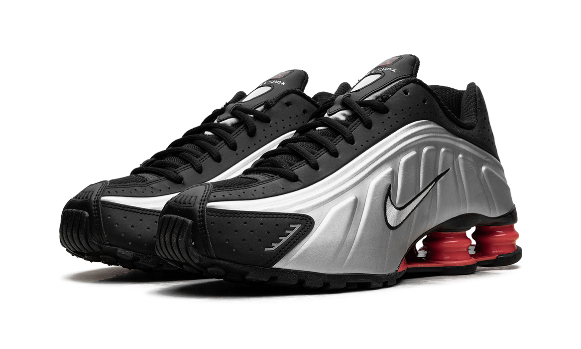 Nike Shox R4 Black Metallic Silver (2025) (Women's)
