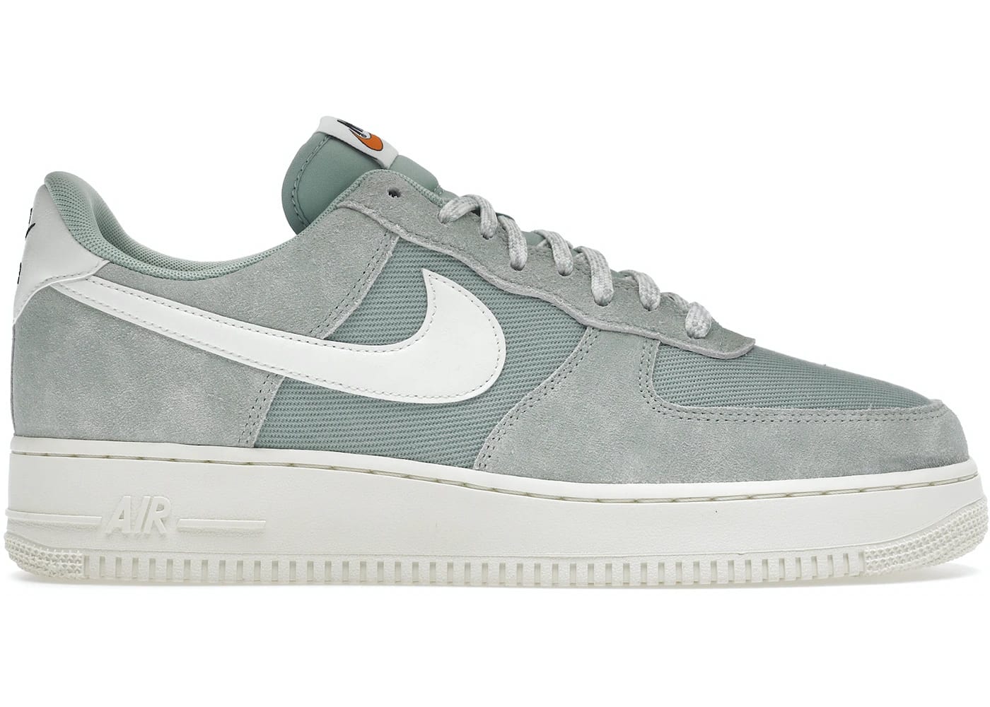 Nike Air Force 1 Low '07 LV8 Certified Fresh Enamel Green