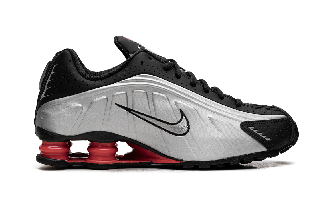 Nike Shox R4 Black Metallic Silver (2025) (Women's)