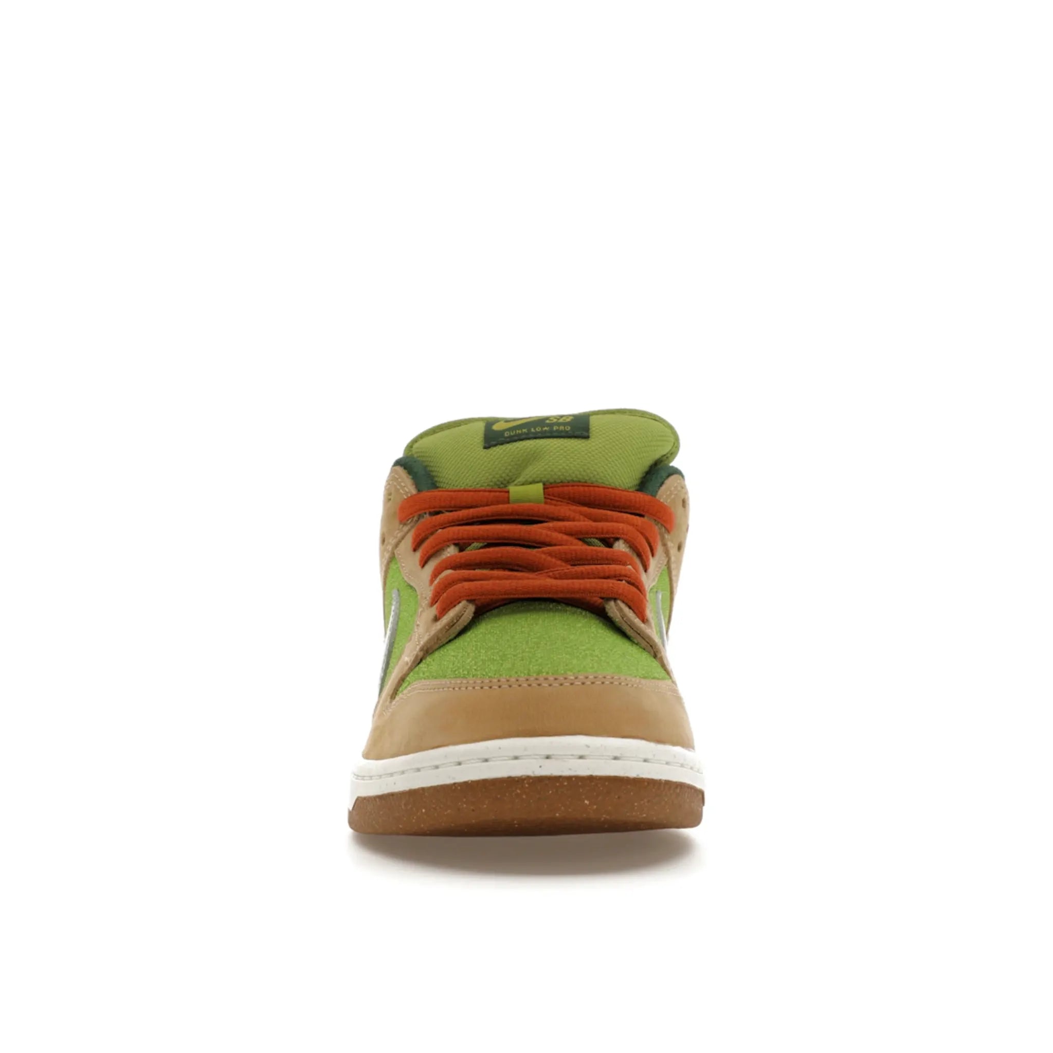 Nike SB Dunk Low Escargot