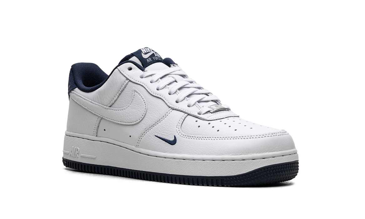 Nike Air Force 1 Low '07 LV8 Photon Dust Obsidian
