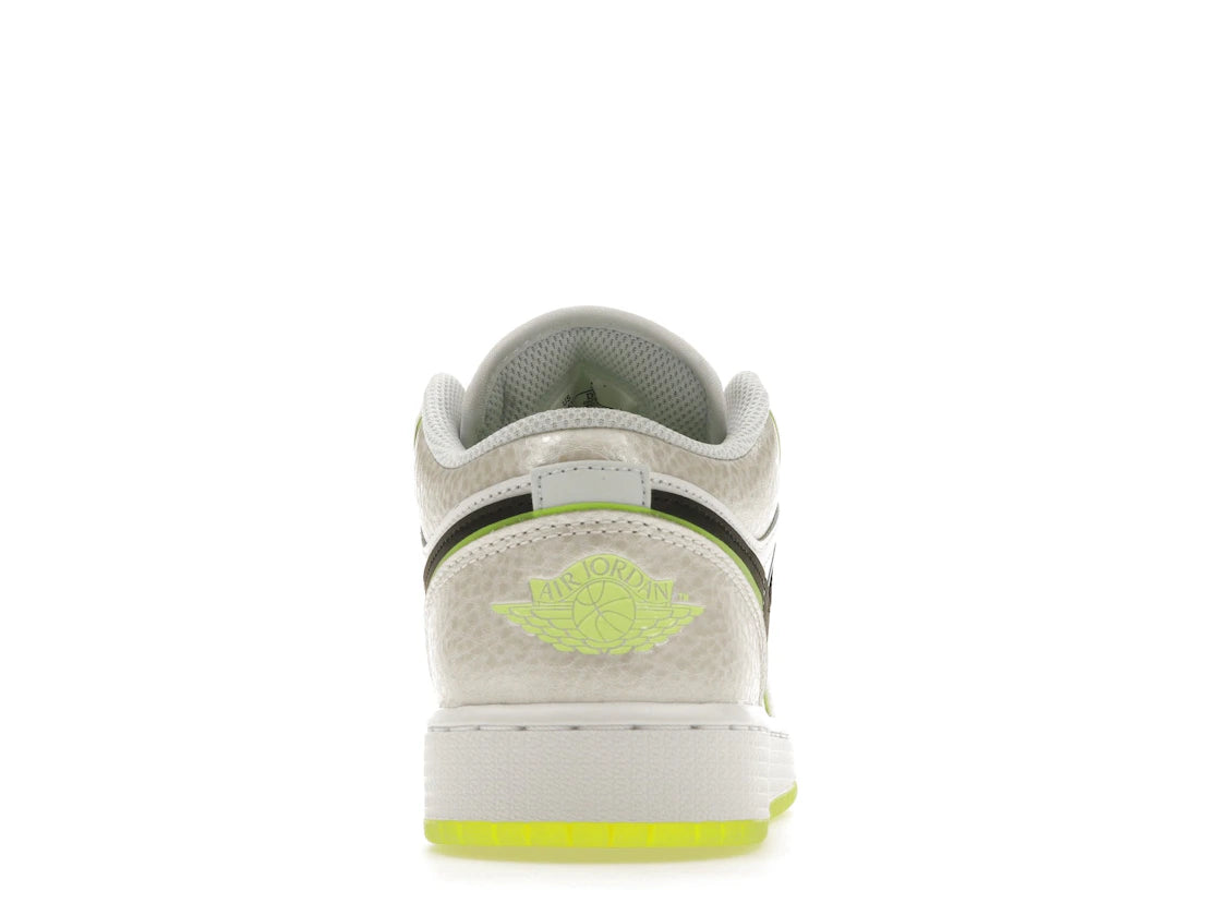 Jordan 1 Low SE Warped Swoosh (GS)