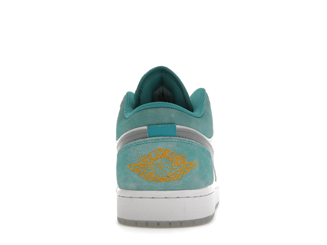 Jordan 1 Low SE New Emerald