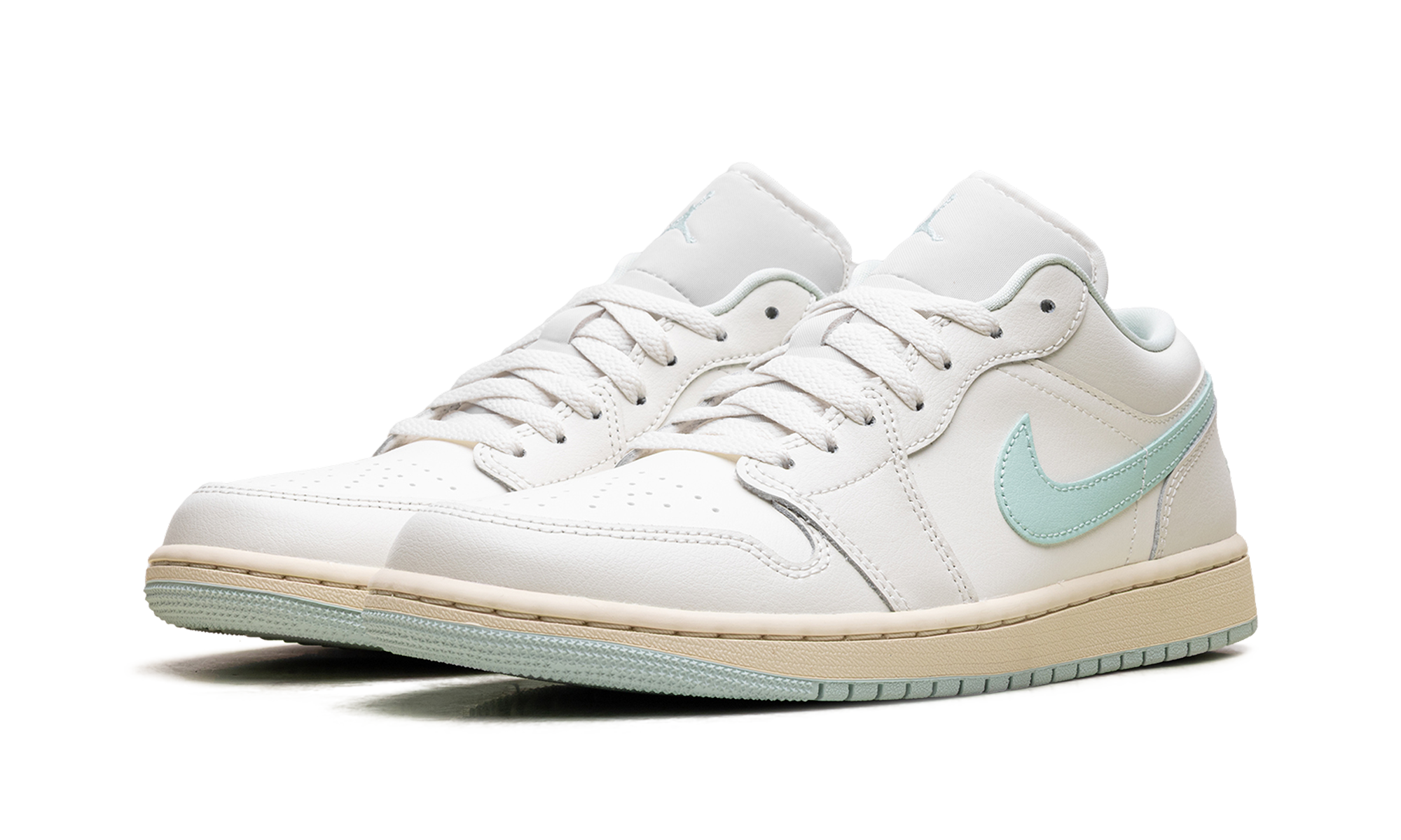 Jordan 1 Low Sail Igloo (Women's)